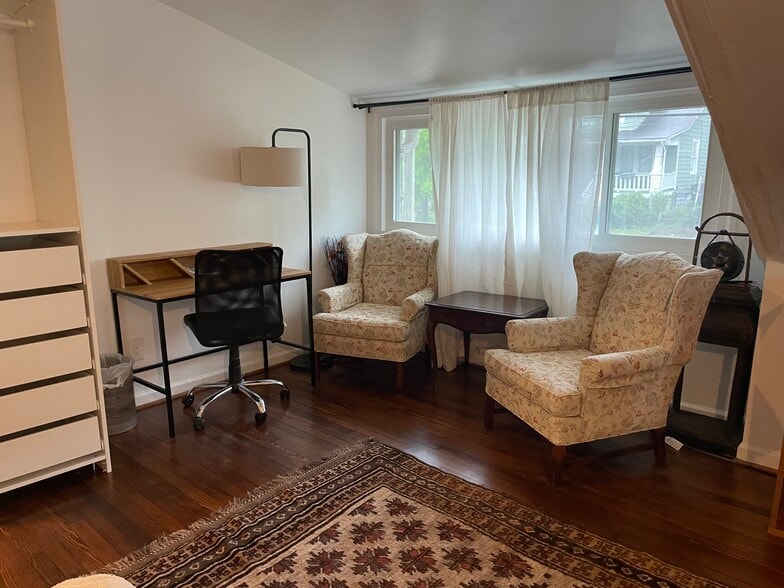 Loft bedroom - 4211 29th St