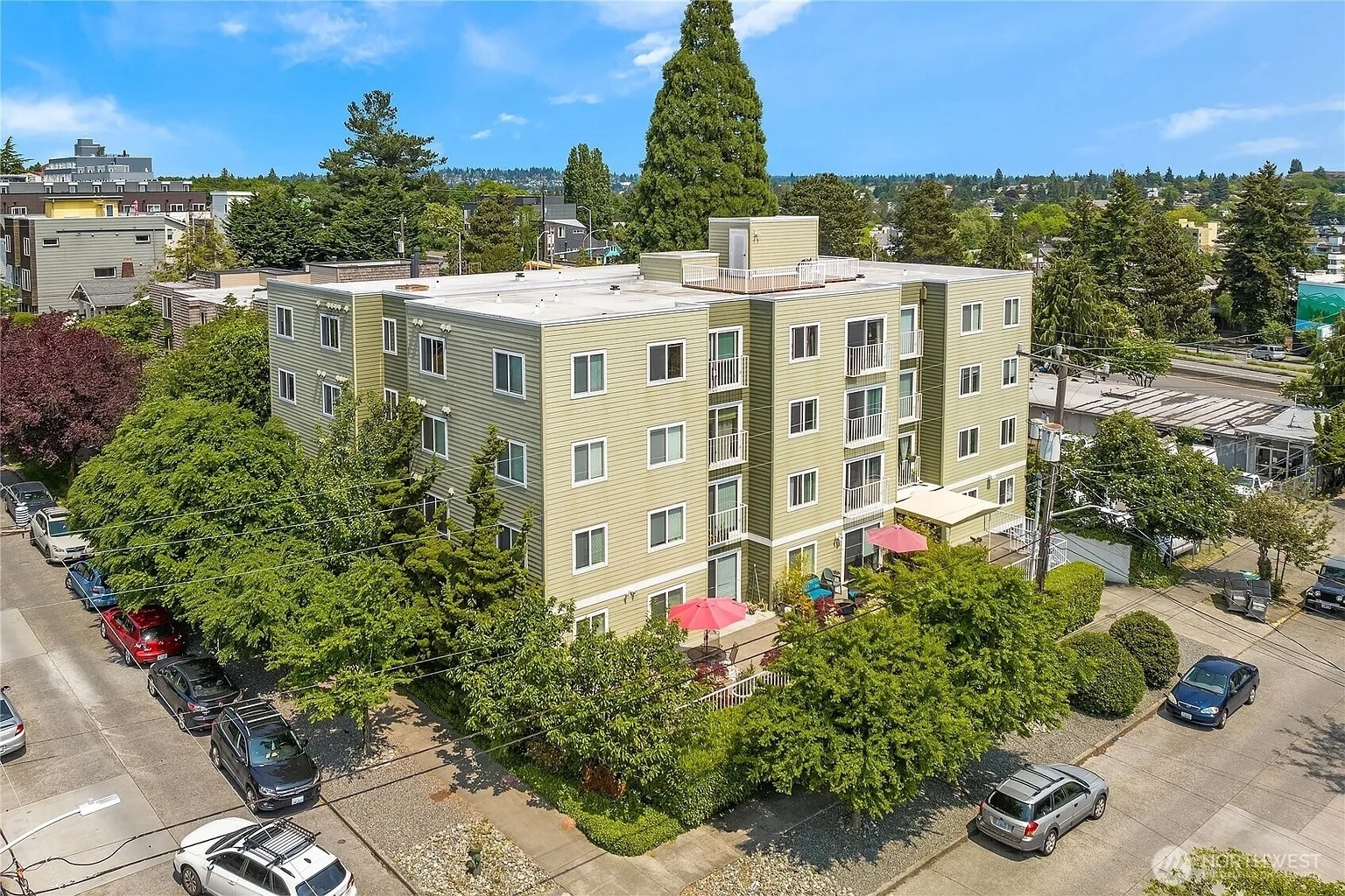 Building Photo - 800 N Allen Pl