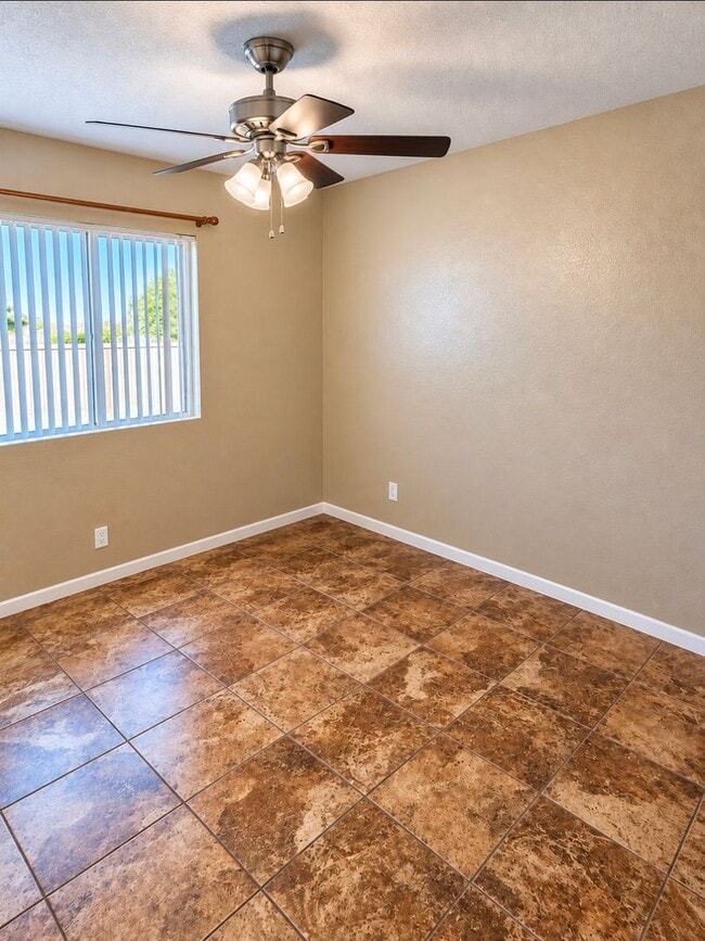 Building Photo - 74242 Pinon Dr