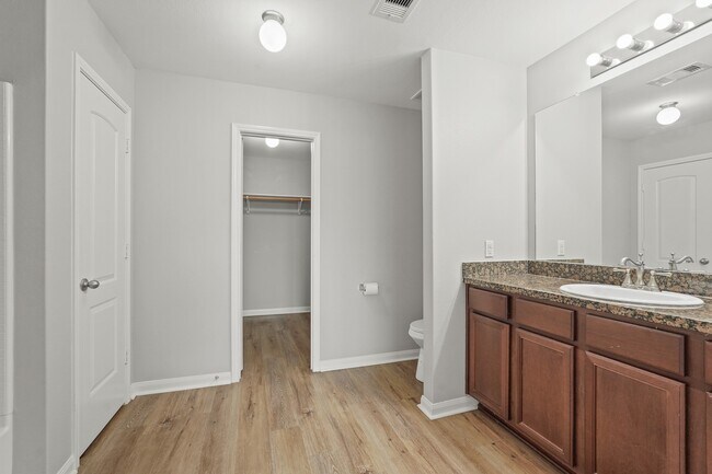 Building Photo - 7126 Montclair Peak Ln