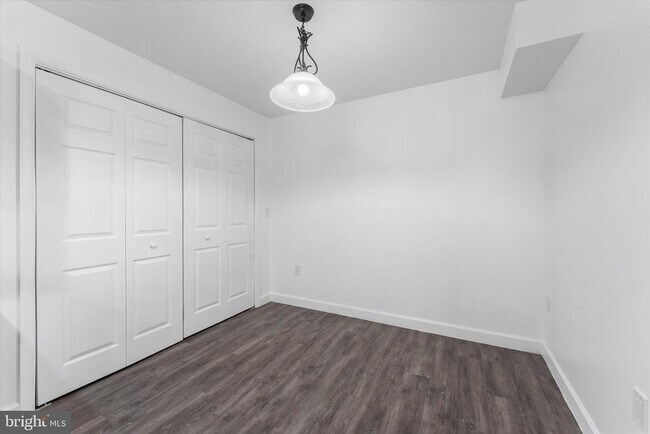 Building Photo - 217 Bridgewater Dr