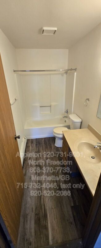 Building Photo - 109 E Mitchell Ave