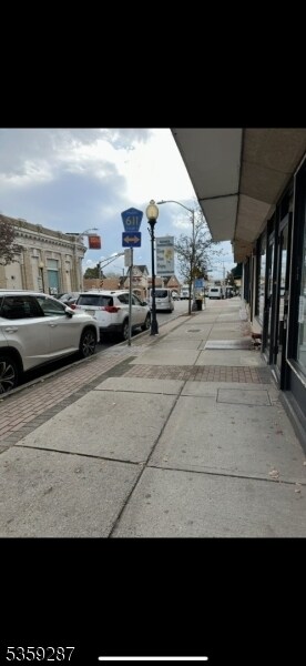 Primary Photo - 1153 Main Ave