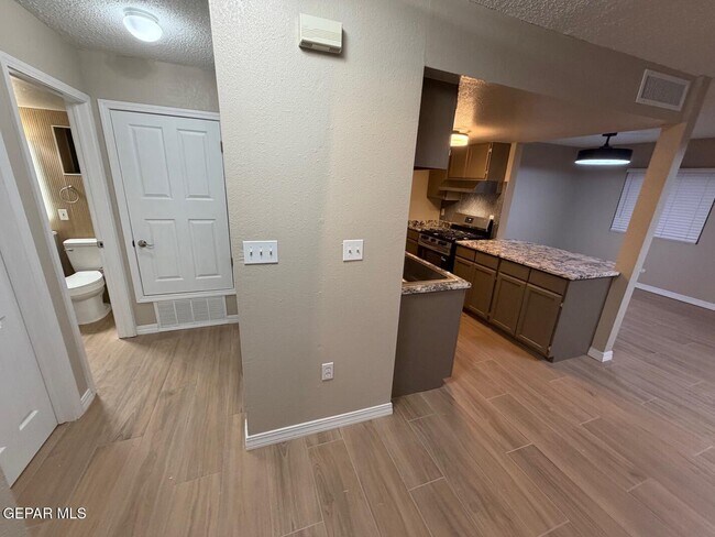 Building Photo - 3585 Waterspring Way