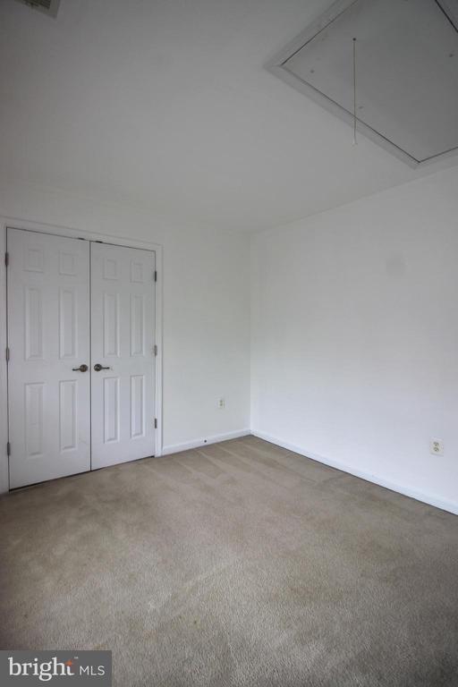Building Photo - 9577 5th Pl