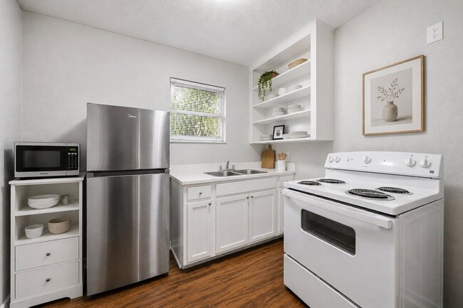 Building Photo - Limited Time Special: ONLY $399 TOTAL MOVE-IN
