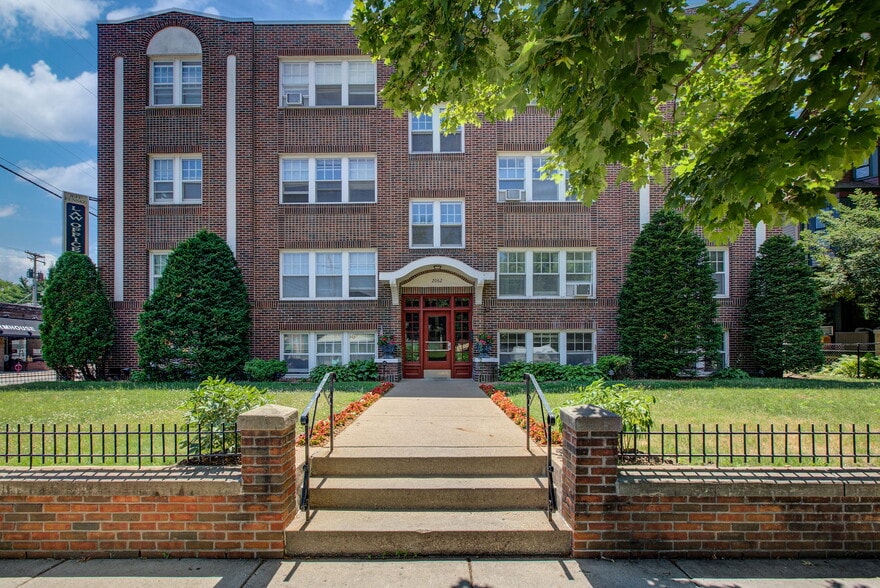 Primary Photo - Clemar Apartments