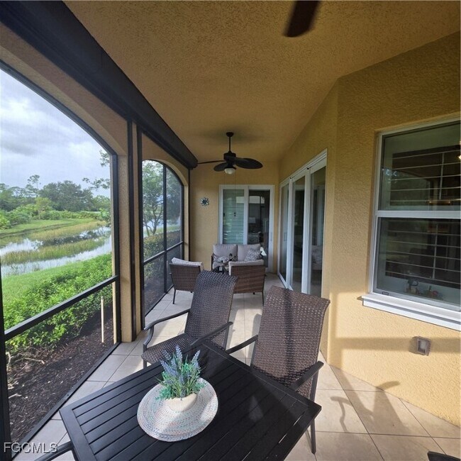 Building Photo - 10637 Pelican Preserve Blvd