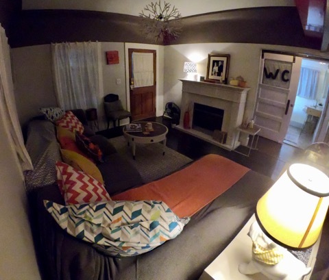 Cozy living room with coved ceiling - 2220 Julian Ave