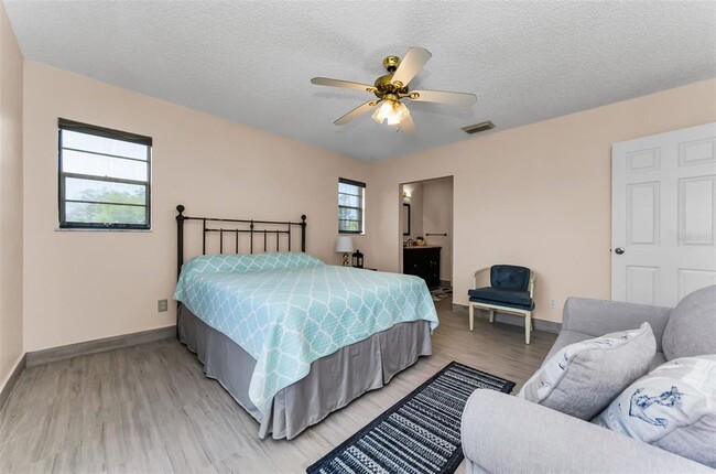 Building Photo - 1682 Seascape Cir