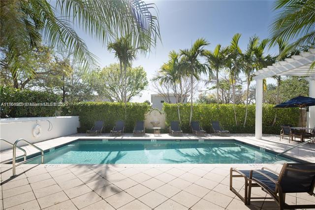 Building Photo - 7765 SW 54th Ct