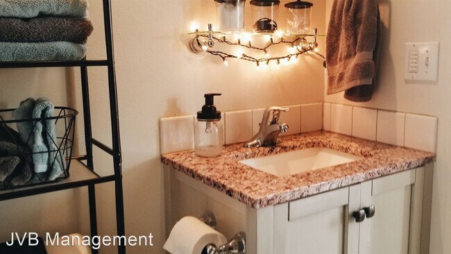 Building Photo - 351 14th St