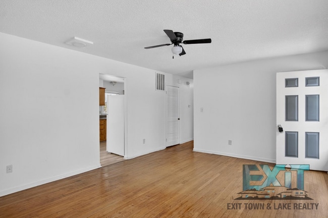 Building Photo - Cozy 3 Bed. 1 Bath Country Home