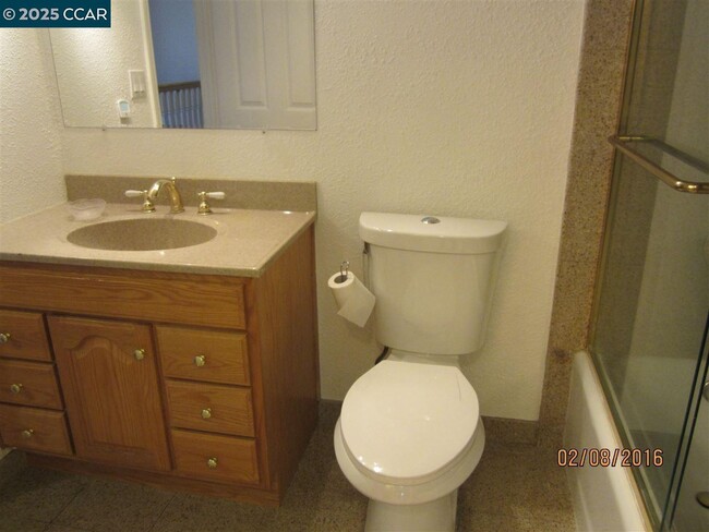Building Photo - 327 Pantano Cir