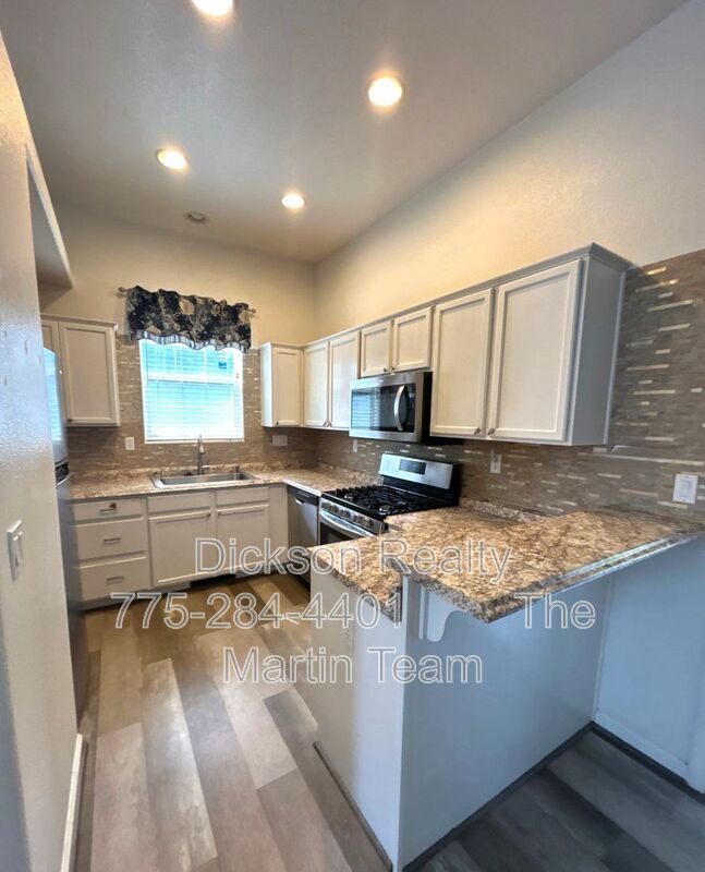 Building Photo - 3498 Mashie Dr