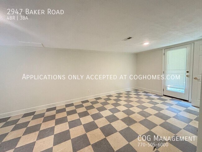 Building Photo - 2947 Baker Rd