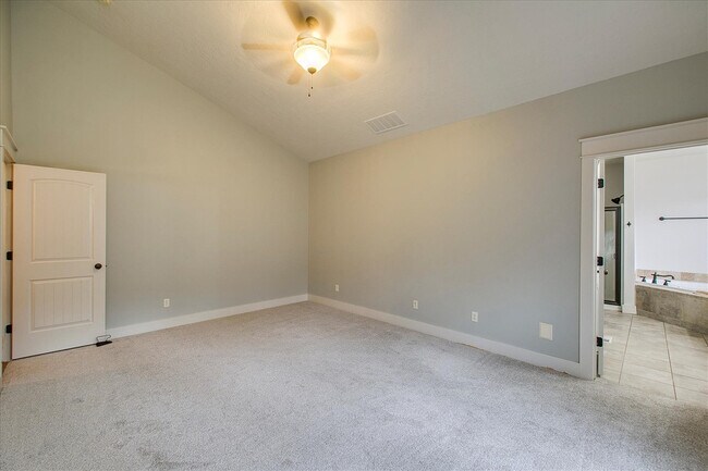 Building Photo - Beautiful Home In Hidden Springs