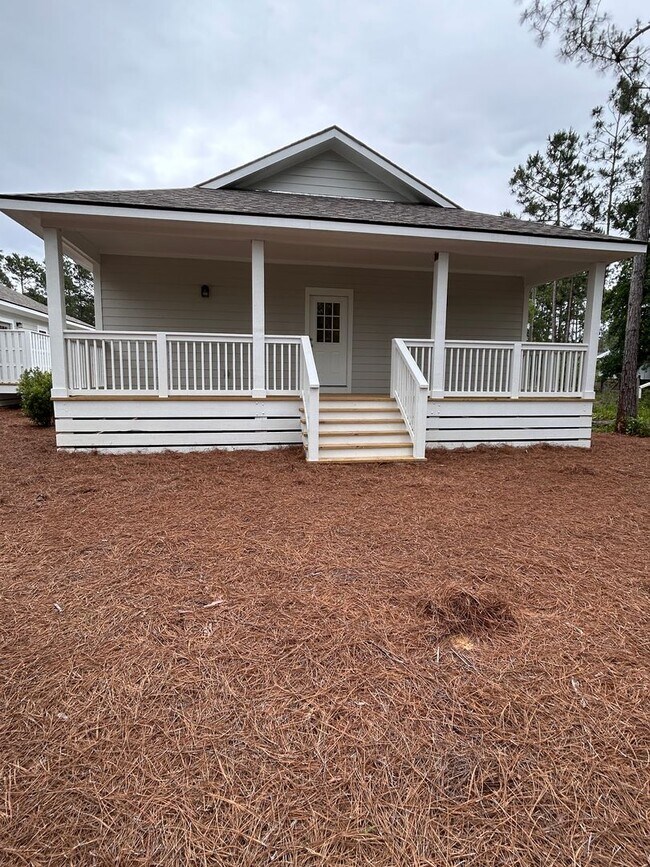 Building Photo - Enjoy the rest of July rent-free! Well built brand new 3/2 in Santa Rosa Beach