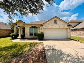 Building Photo - 468 Clarence Ct