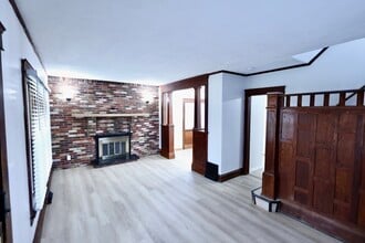 Building Photo - 316 Grand Ave