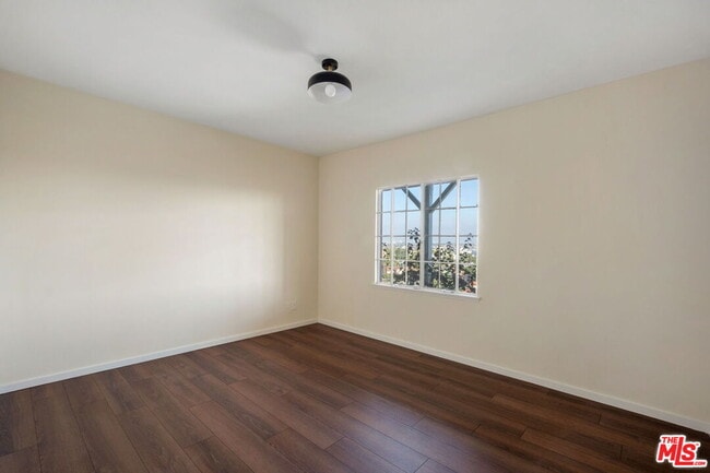 Building Photo - 3617 Homeway Dr