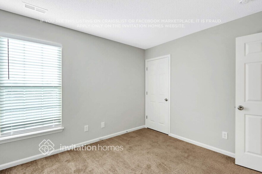 Building Photo - 10641 Partridgeberry Dr