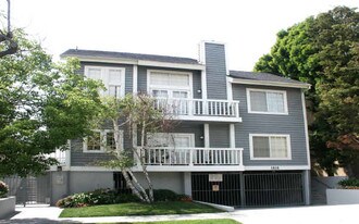 Building Photo - Carmelina Lofts