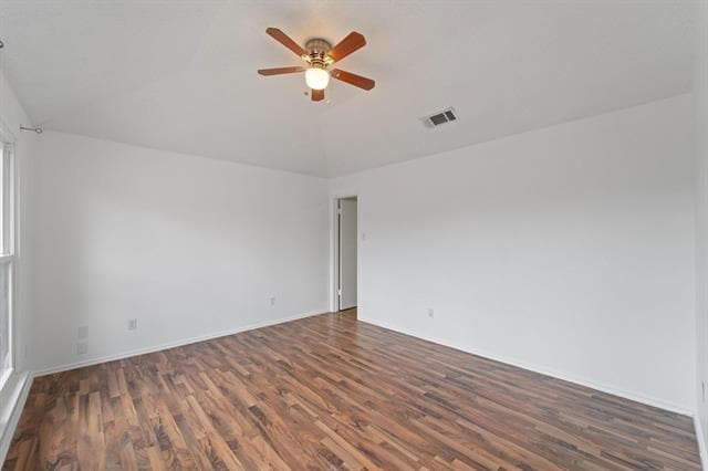 Building Photo - 1828 Alameda Dr