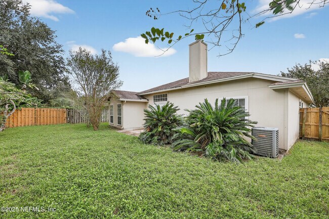 Building Photo - 12799 Glade Springs Dr S