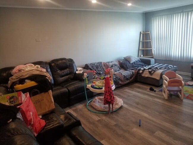 Building Photo - 4201 W 47th St