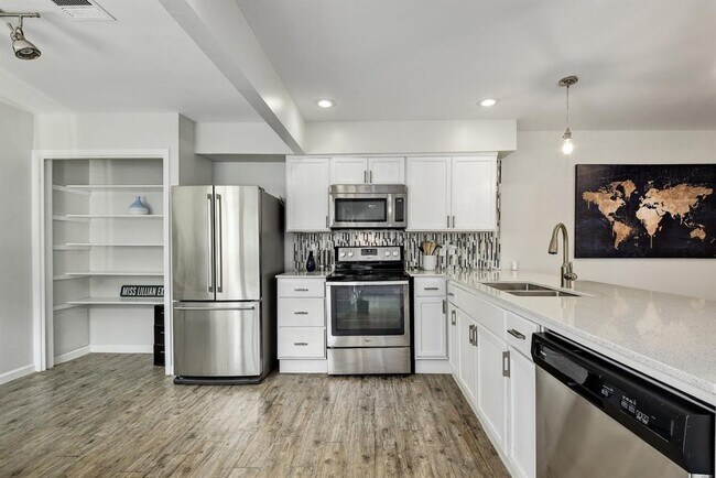 Building Photo - 1701 Timber Brush Trail