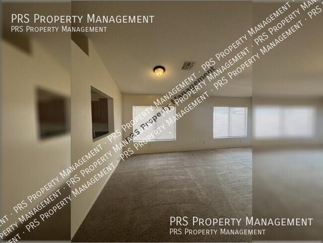 Building Photo - 3911 E Longhorn Dr