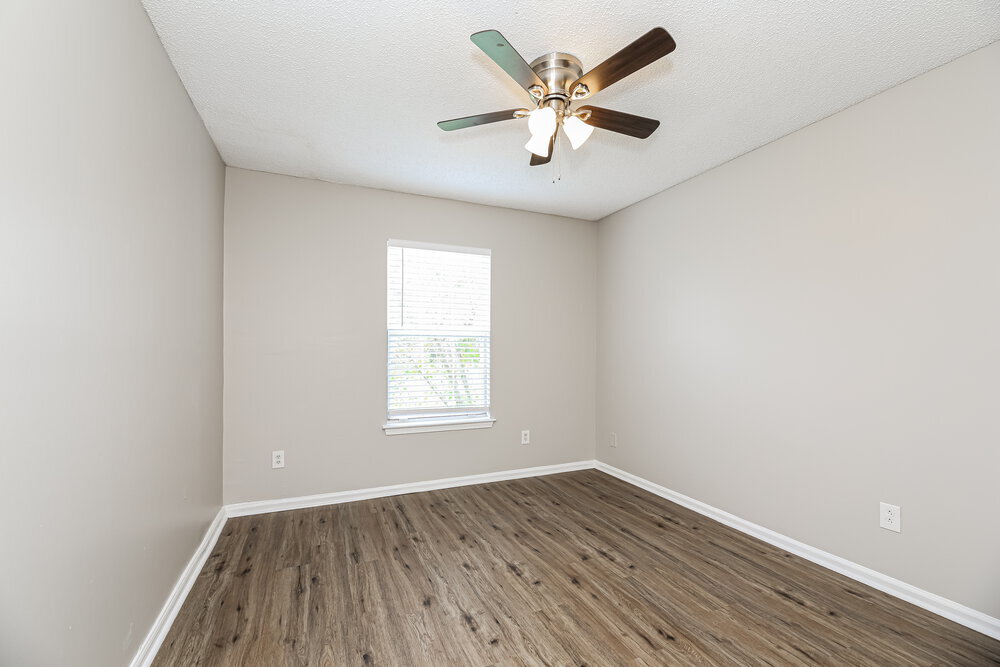 Building Photo - 1368 High Plains Dr W
