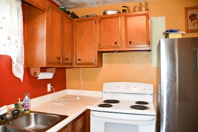 Building Photo - 1912 Virginia Ave