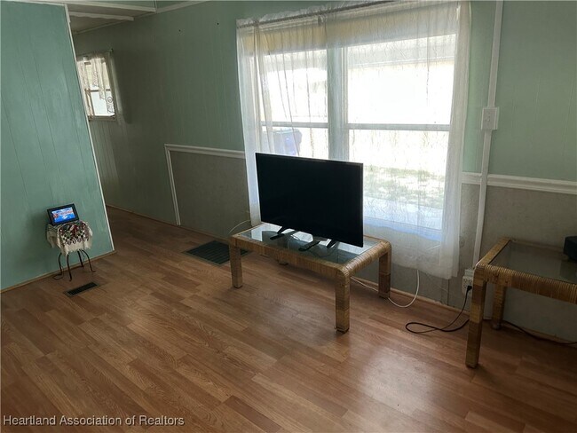 Building Photo - 2724 Desoto Rd