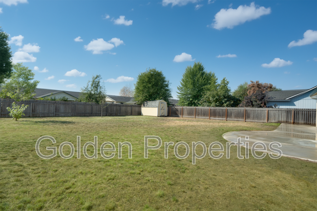 Building Photo - 1178 Tanager Ave