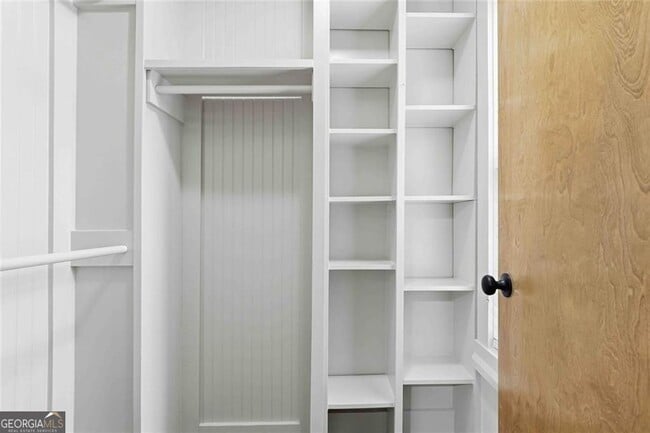 Building Photo - 501 Ridge View Crossing