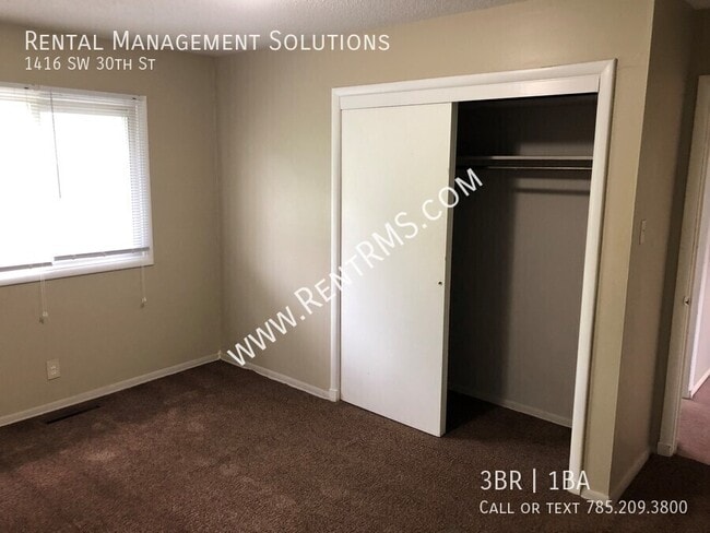 Building Photo - 1416 SW 30th St