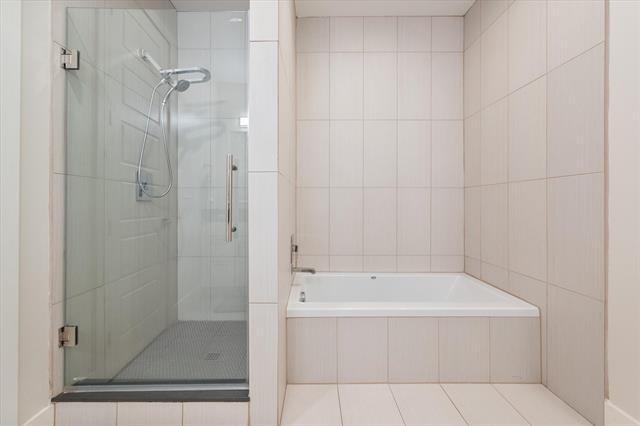 Building Photo - 9467 Timberleaf Dr