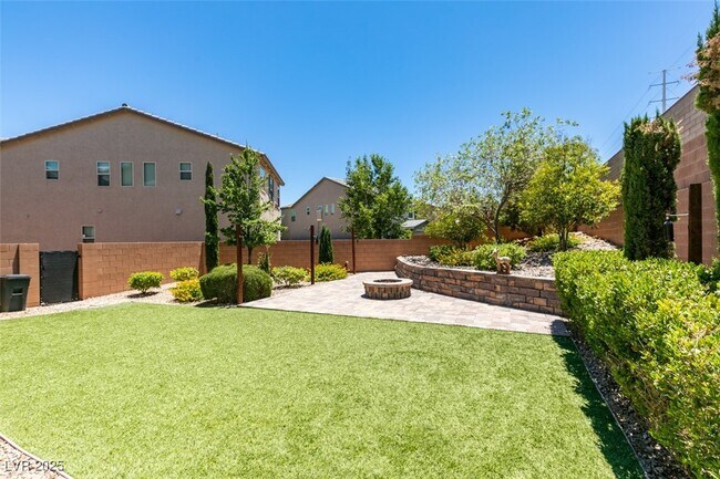 Building Photo - 7859 Shoreline Ridge Ct