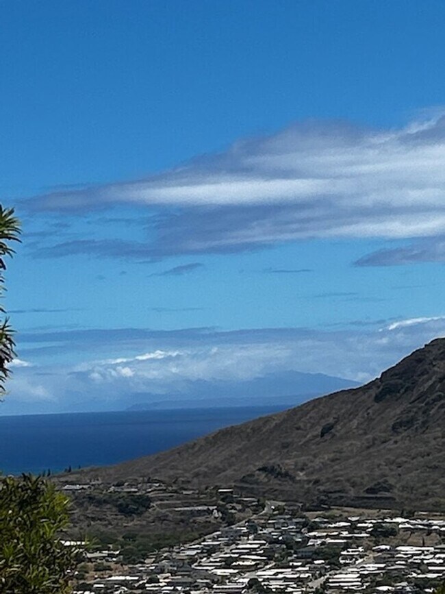 Building Photo - Available now -Mariner's Ridge 4 bedroom /...
