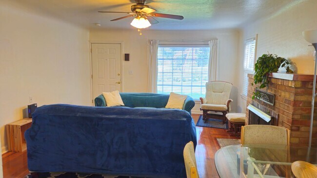 Building Photo - BG Properties, L.L.C.