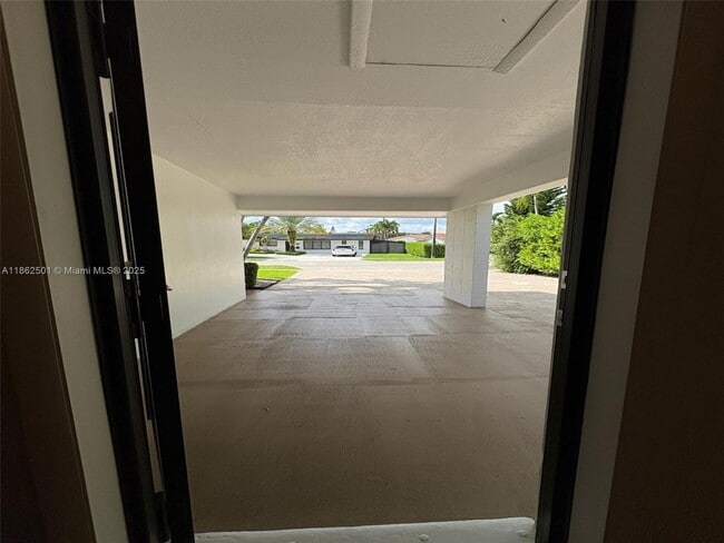Building Photo - 10431 SW 54th St