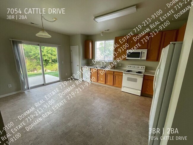 Building Photo - 7054 Cattle Dr