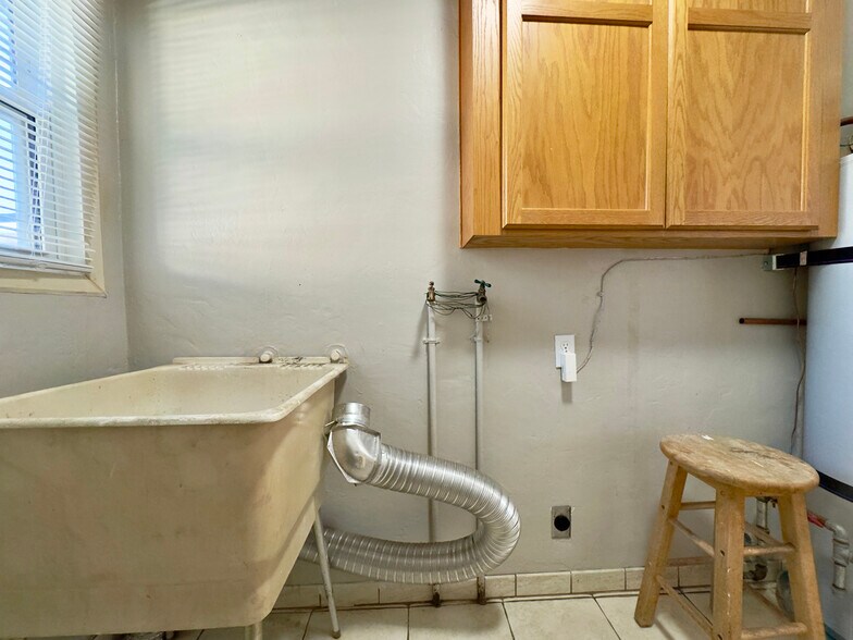 Building Photo - 2307 107th Ave