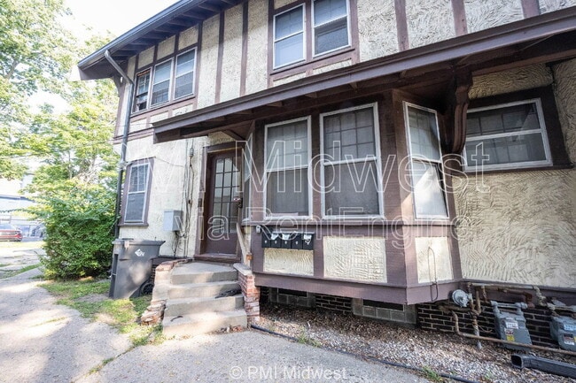 Building Photo - 3554 N Washington Blvd