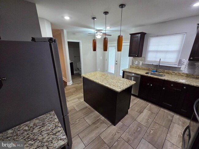 Building Photo - 10442 Storch Turn