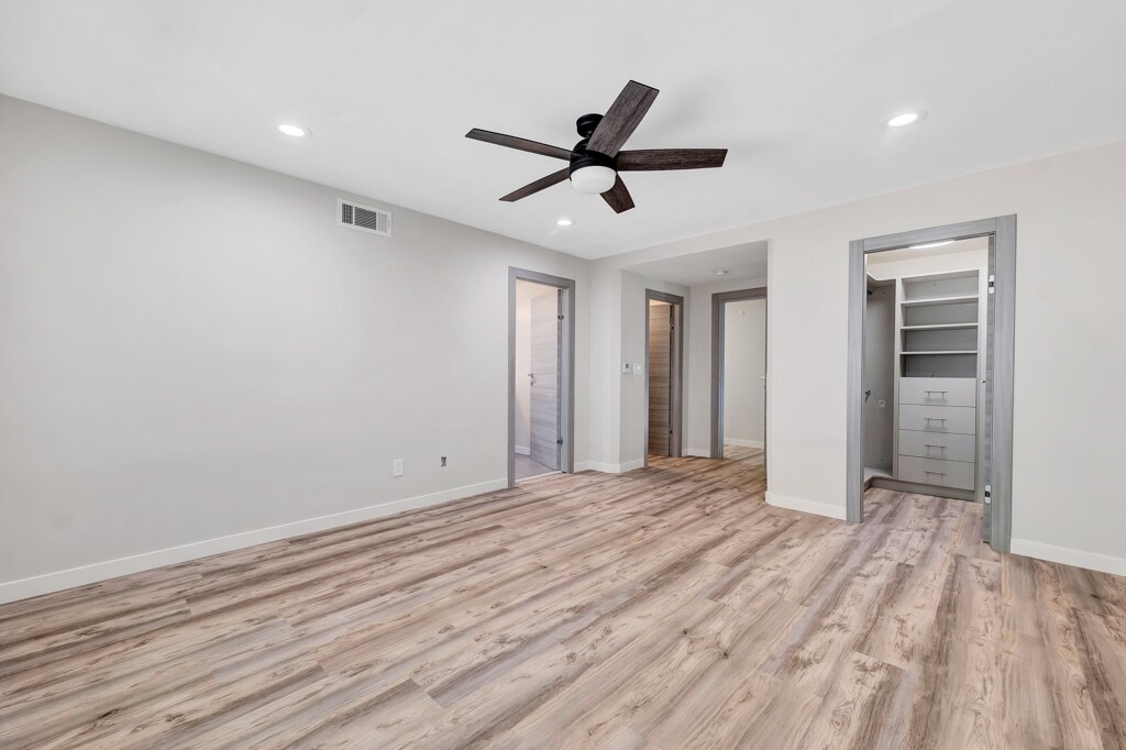 Building Photo - 19653 Valdez Dr