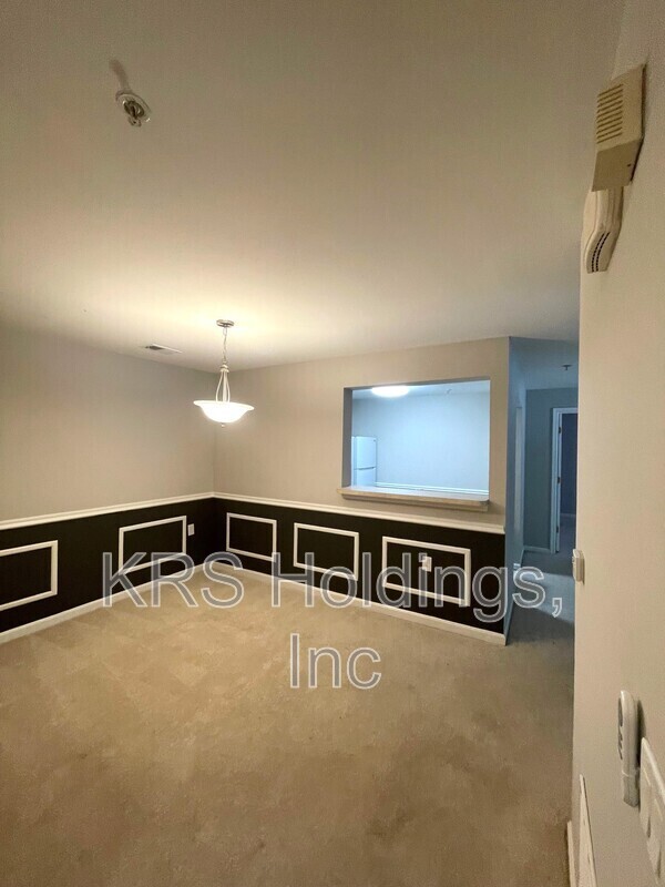 Building Photo - 1037 Gardenview Loop