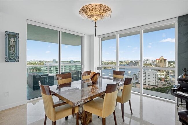 Building Photo - 101 S Fort Lauderdale Beach Blvd